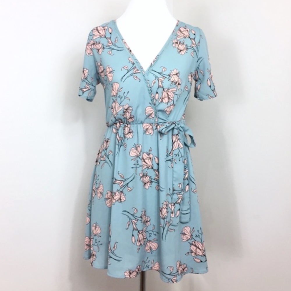 SIENNA SKY Blue Pink Black Floral Crochet Tie Bow Mini Surplice Faux Wrap Dress
